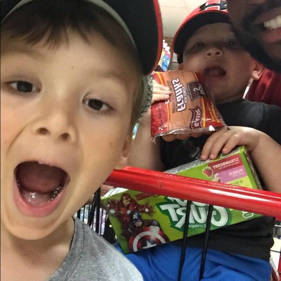 Meet your Posher, KD - Wisconsin - Picture 3 of 4